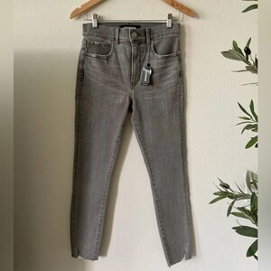 Express Skinny Stretch 24/7 comfort Jeans Women's Size 6 short